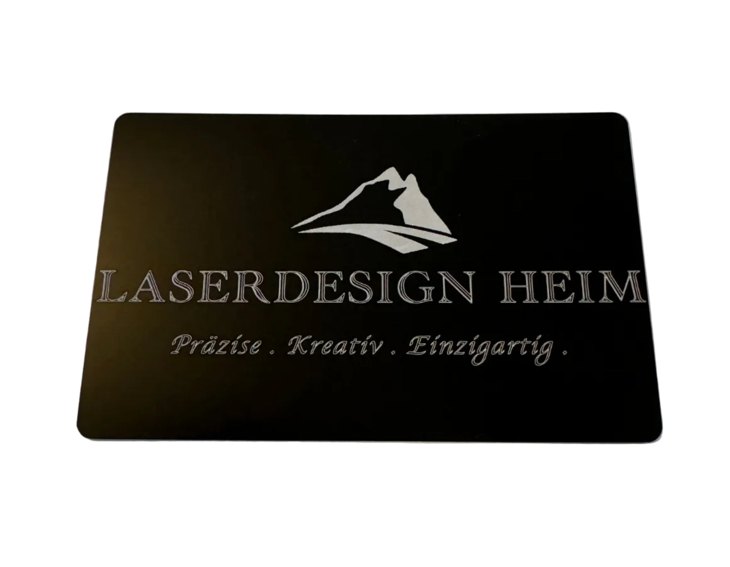 Visitenkarte Aluminium schwarz – Lasergravur einseitig & zweiseitig